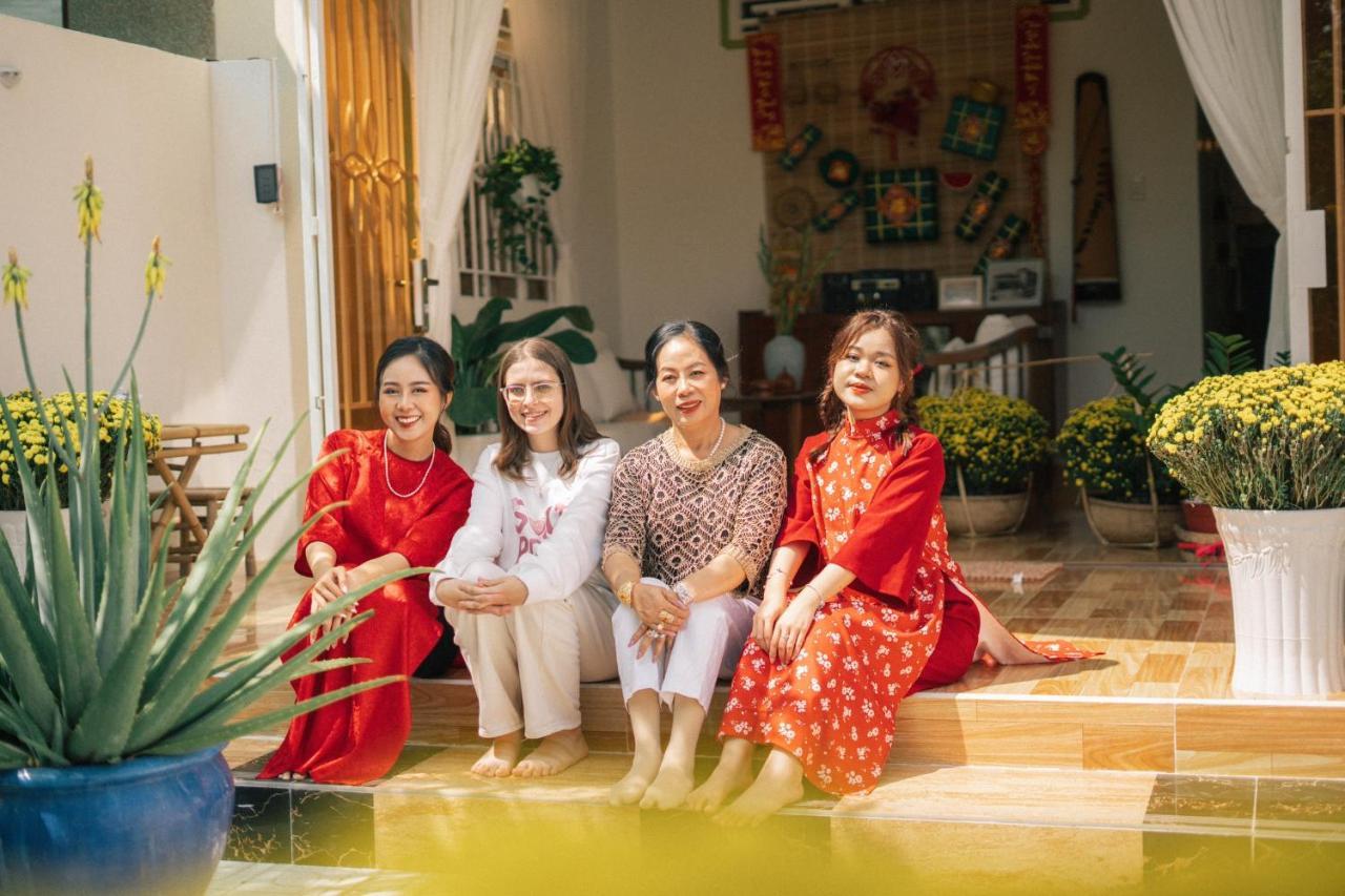 Phong Mo - Nha Mo Homestay Ben Tre Exteriör bild